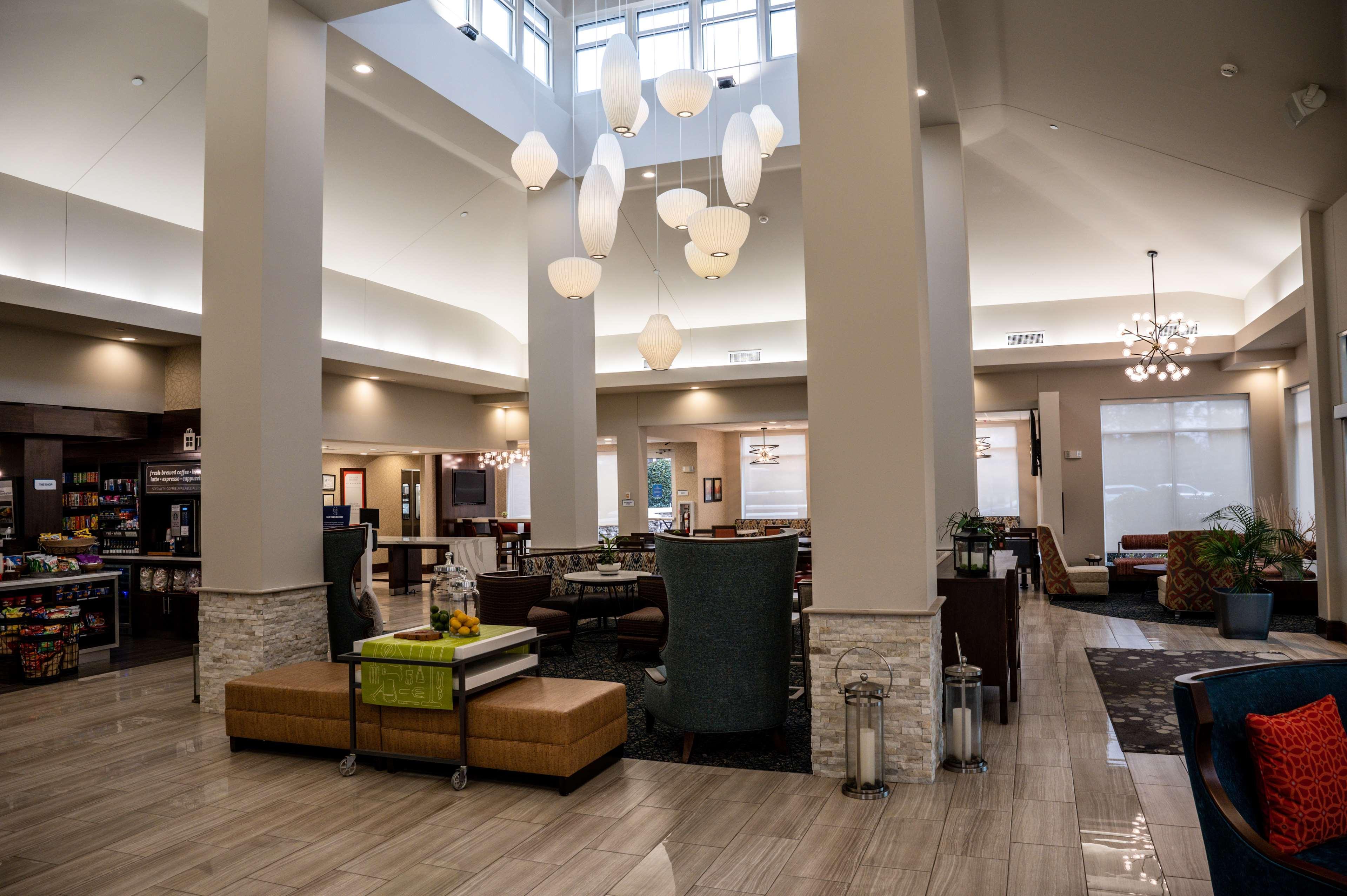 Hilton Garden Inn Fayetteville/Fort Bragg Exterior photo