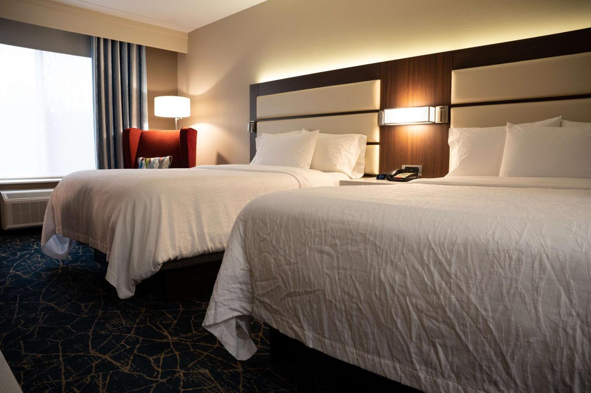 Hilton Garden Inn Fayetteville/Fort Bragg Exterior photo